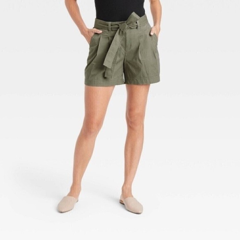 A New Day Olive Belted Shorts Women  size 4